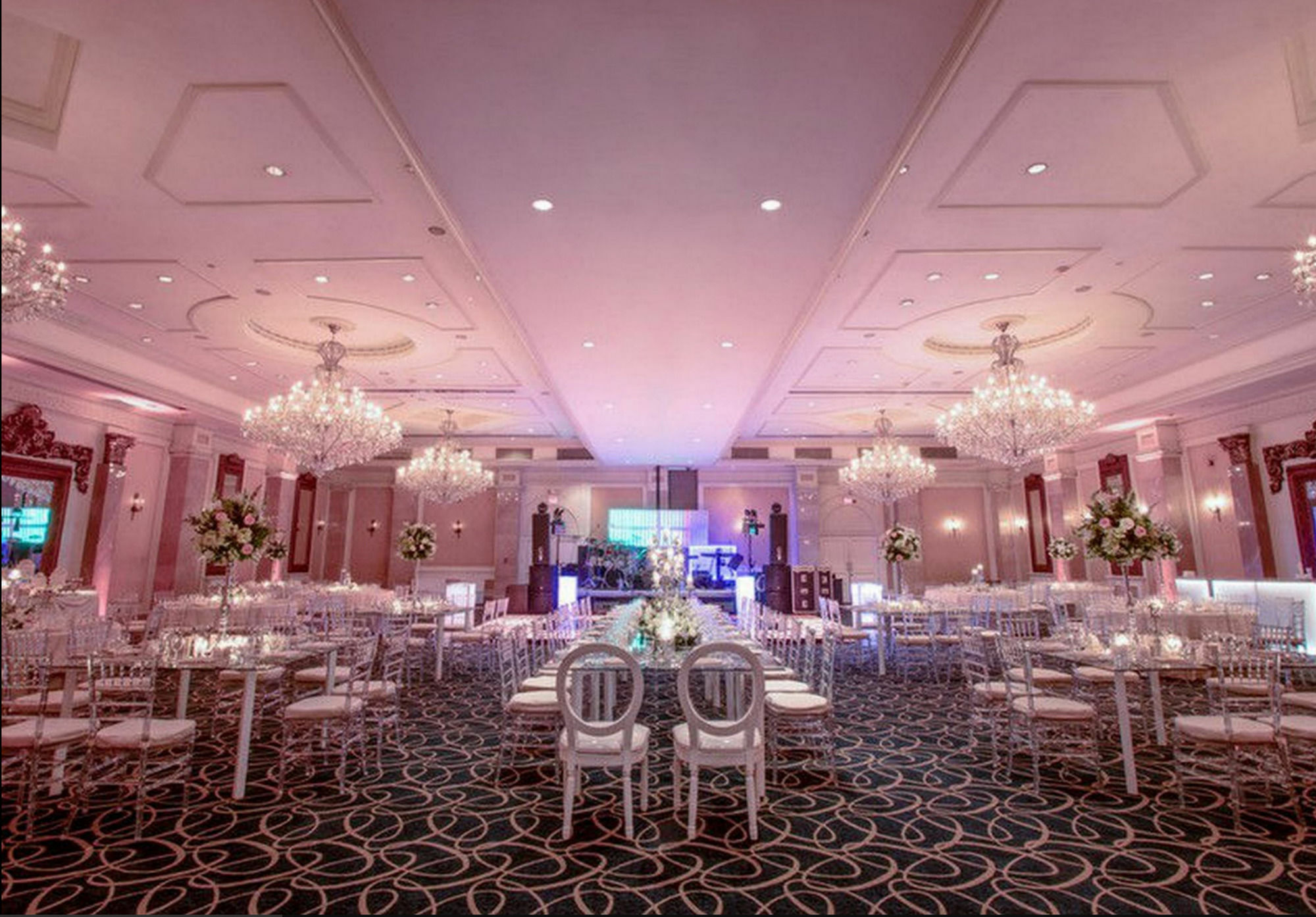 Отель Barcelo Сан-Сальвадор Экстерьер фото The ballroom at the Ritz-Carlton, Tysons